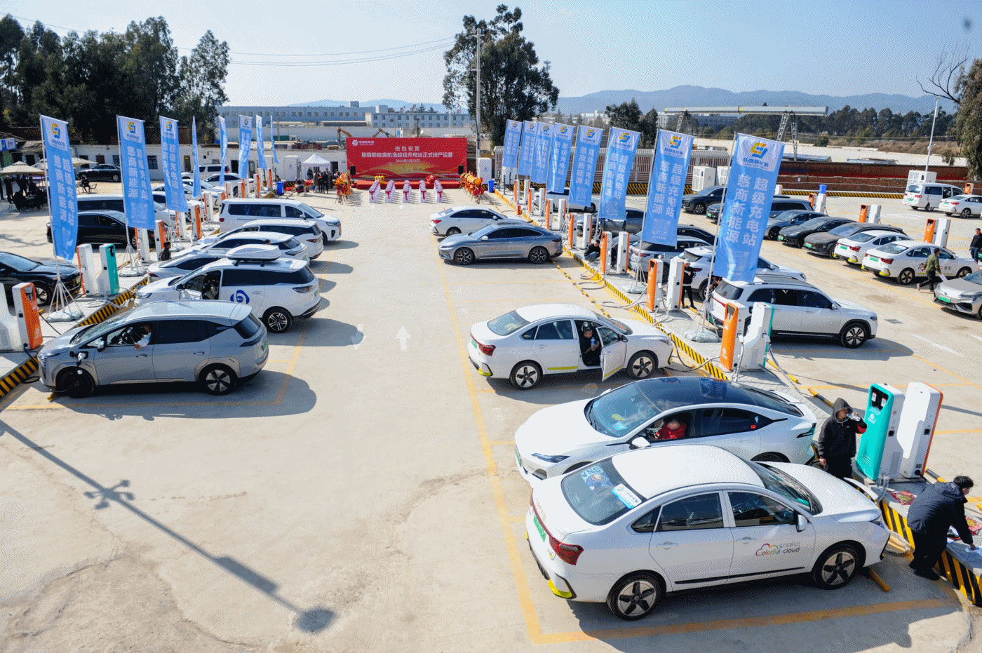 1739344288580810.gif 1739344288580810.gif